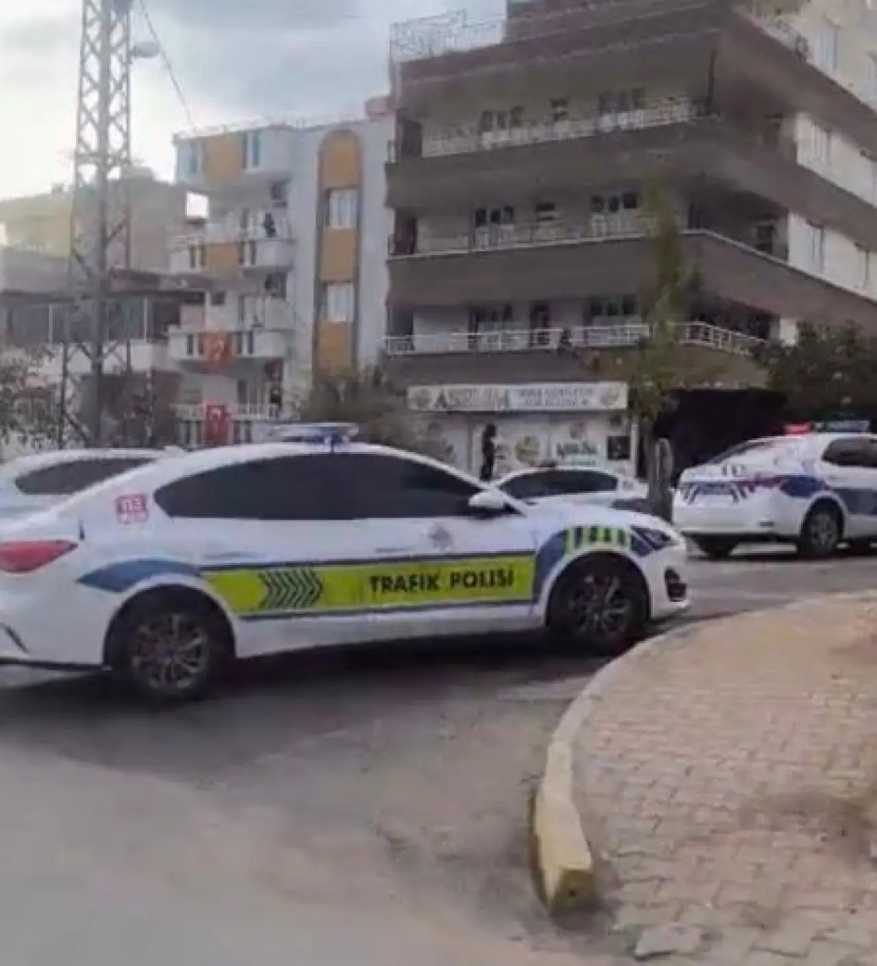 İlçeyi derinden sarsan olay! Herkes aynı şeyi konuşuyor 5