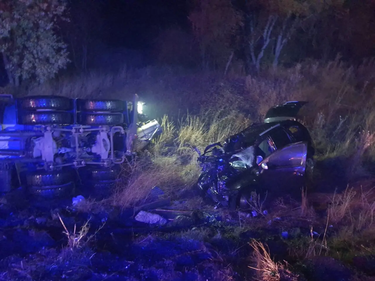 Adıyaman yolunda yürekleri ağza getiren çarpışma! 3