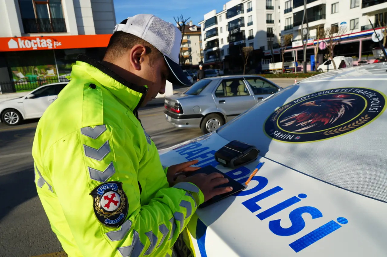 Motosikletli Dron’dan kaçamadı! Ceza rüzgarı esti 2
