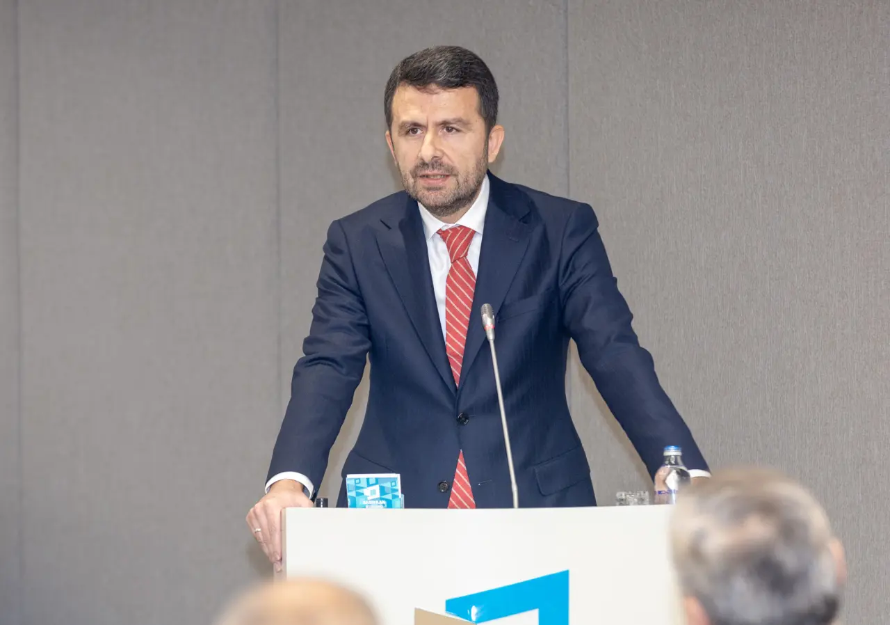 Çay’dan sektöre güçlü mesajlar. Yerelden beslenen gazetecilik ayakta kalacak 3