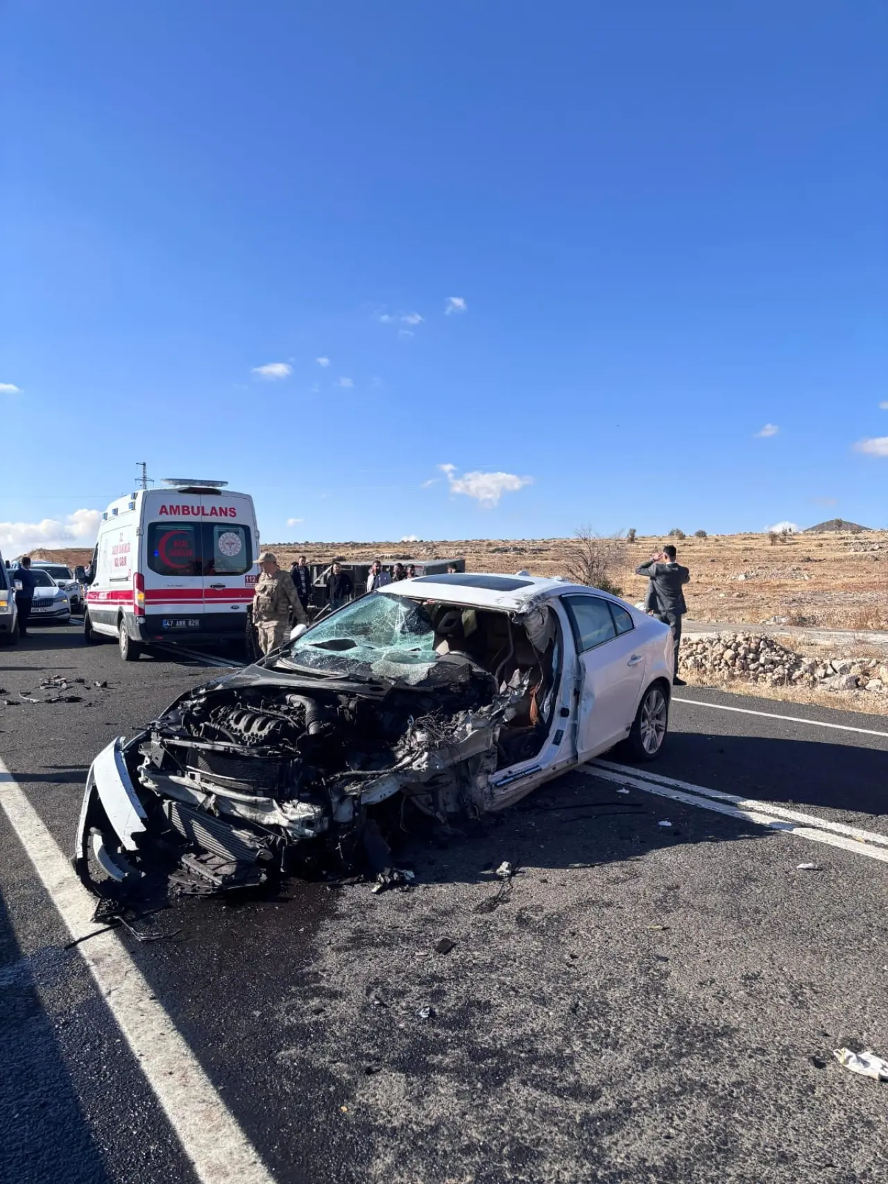 Midyat çıkışında feci çarpışma! 1