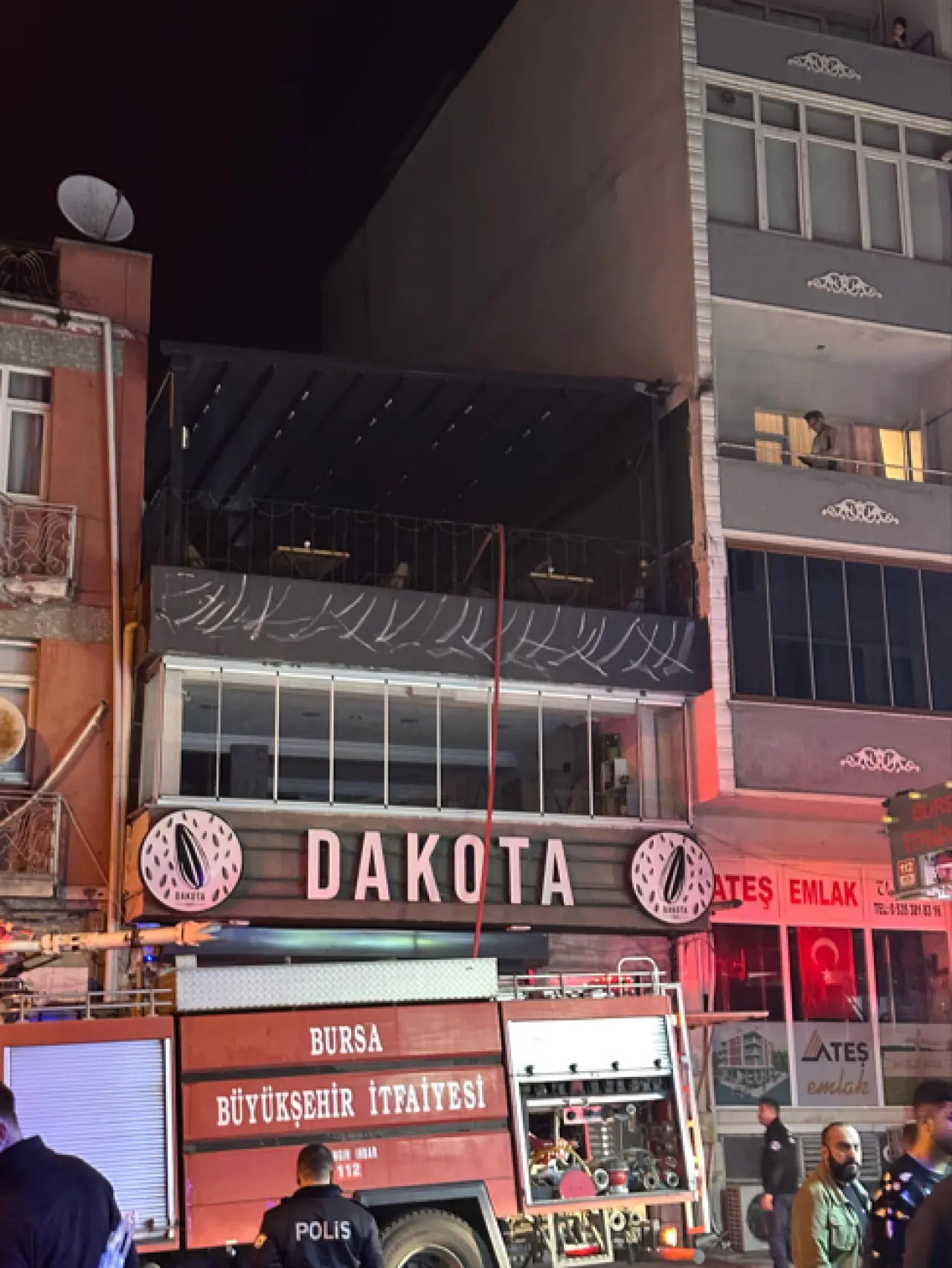 Bursa'da korkutan patlama! Kafe bir anda alev aldı 4