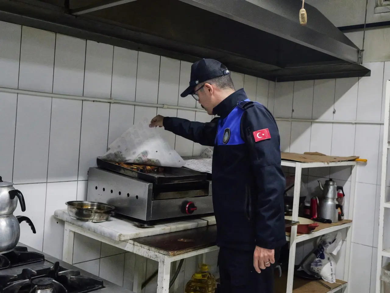 Ankara'da skandal olay! 154 işçi zehirlendi 1