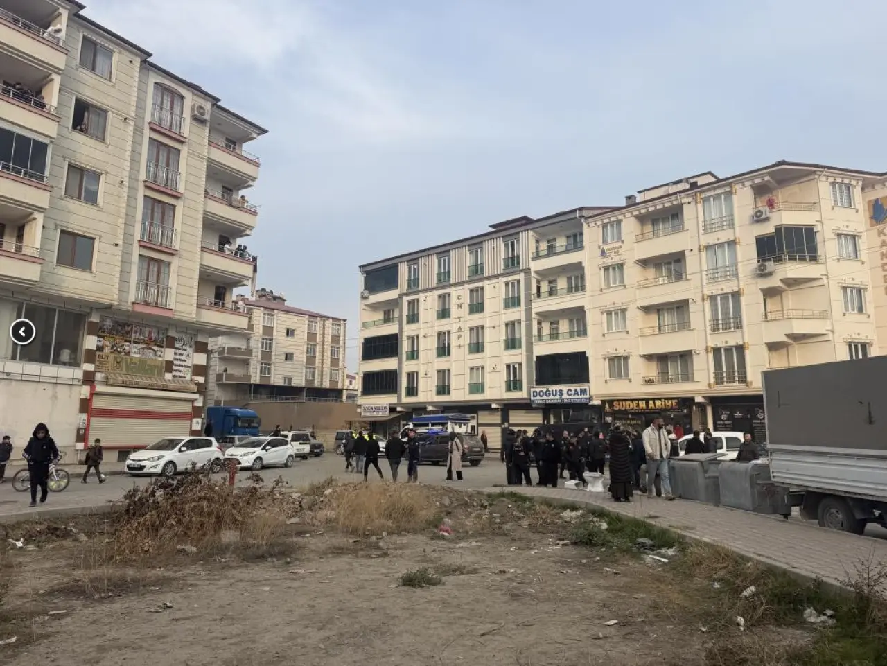 Değnek, balta ve silahlar! Iğdır’da şiddet sokağa taştı 2