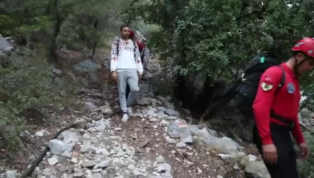 Antalya Dağlarında Kaybolan 2 Gençten Mutlu Haber! 6