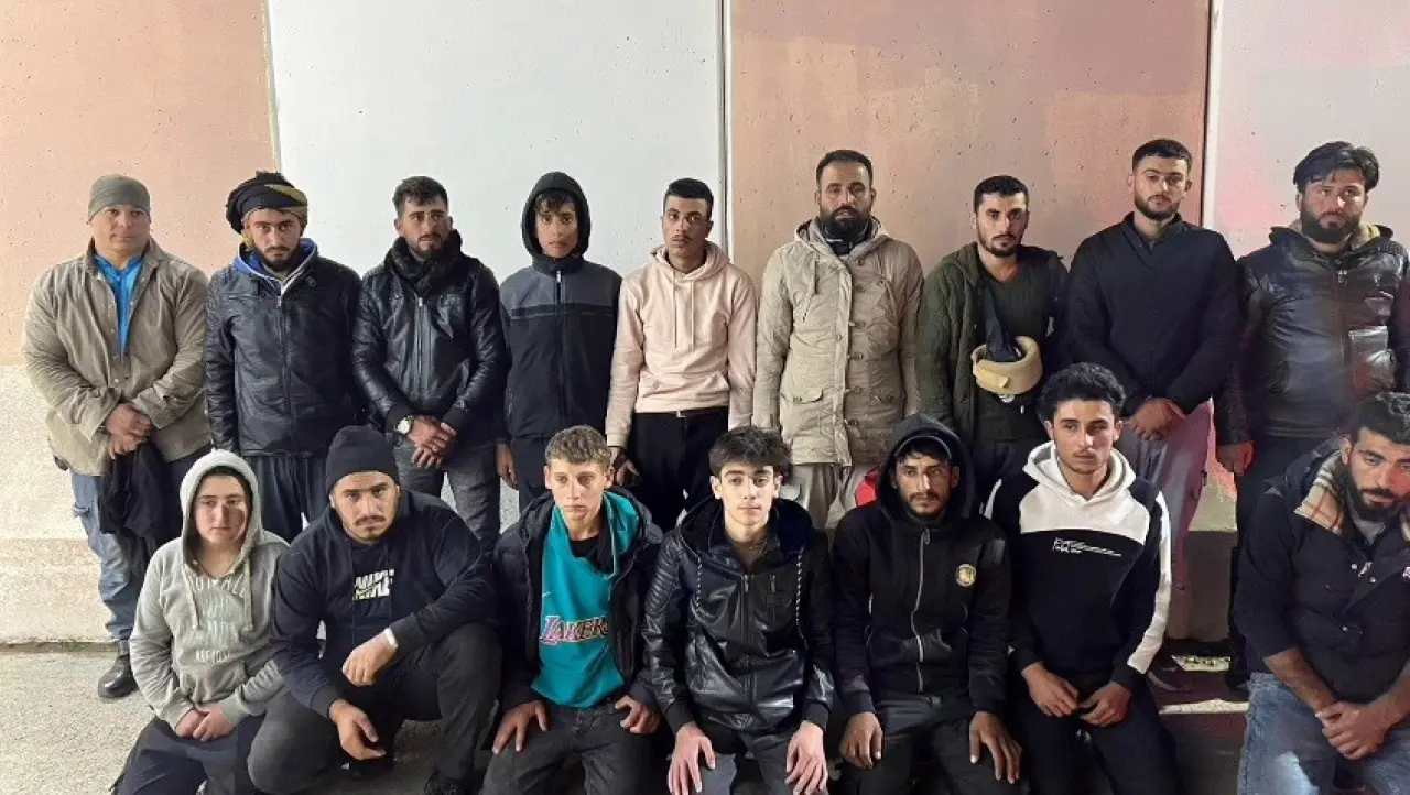 Hatay’da şok baskın! Tırın dorsesinden insan ticareti çıktı 2