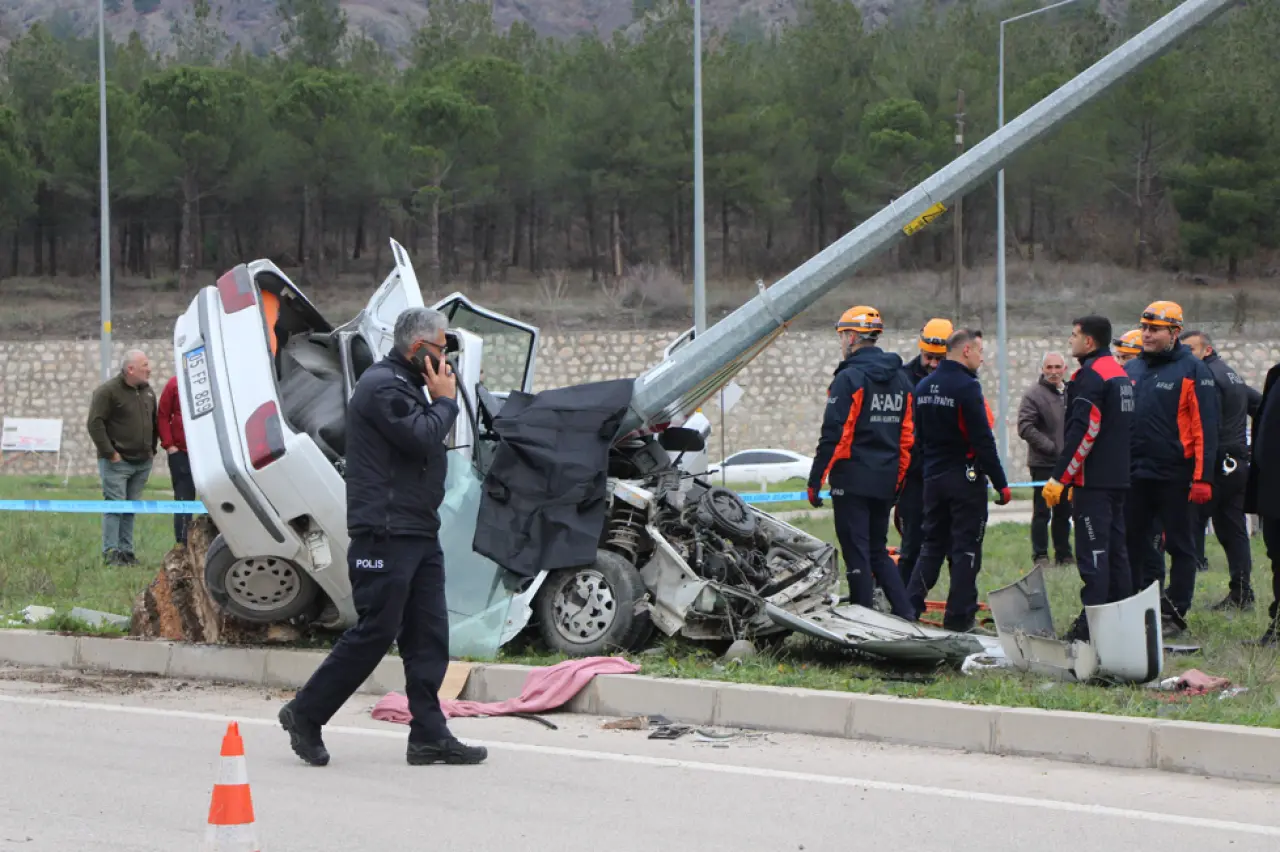 Mesleğinin başındaki avukat duruşmaya giderken hayatını kaybetti! 12