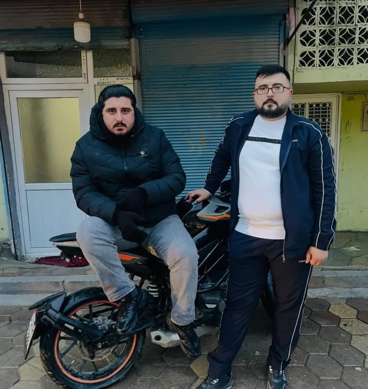 Adana’da kahvehanede kurşun yağmuru! 2 genç toprağa verildi 2