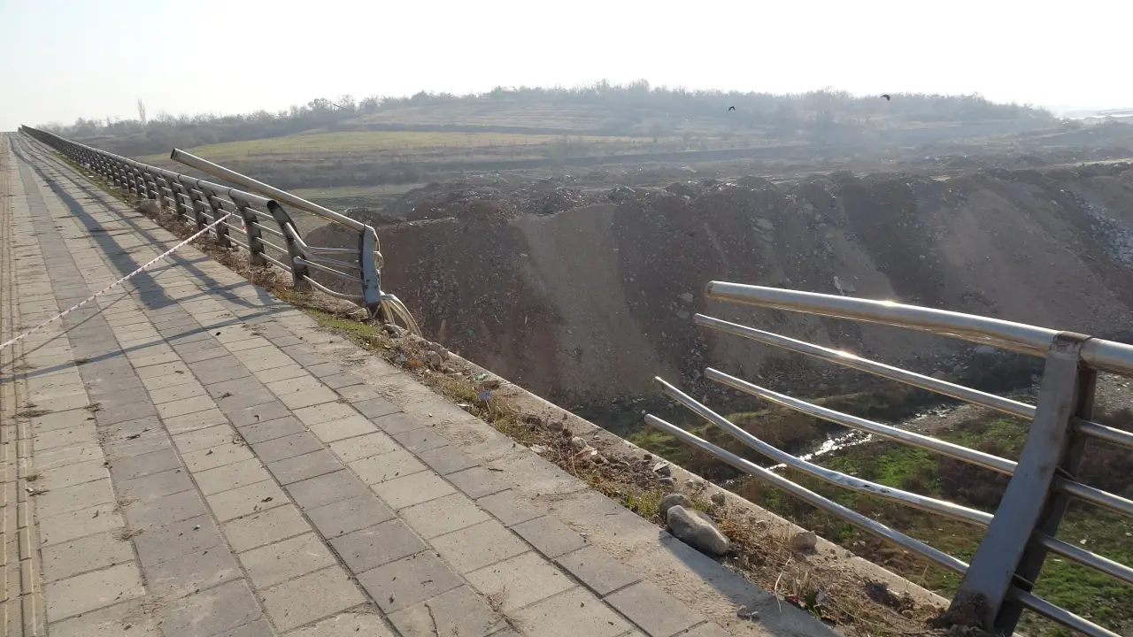 Malatya'da köprüden uçan araçta feci son! 1 ölü, 2 yaralı 5
