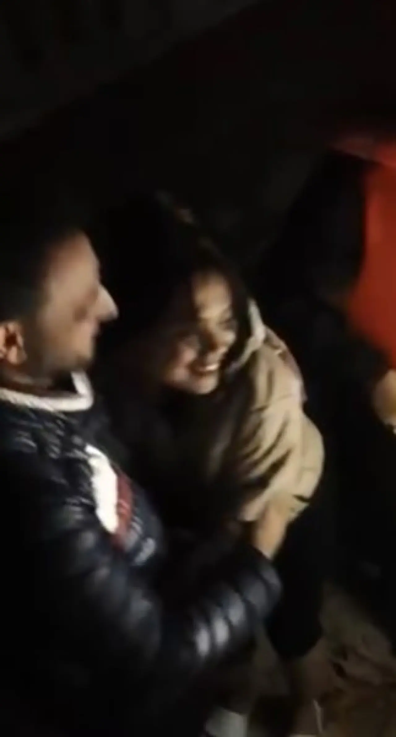 Alanya’da sel felaketi! Suların ortasında kalan kadın, ekipler tarafından böyle kurtarıldı 2