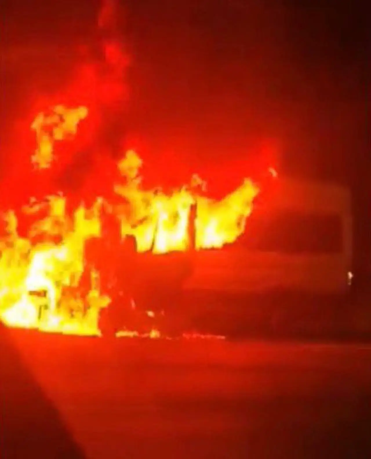 Eve giden işçiler bir anda alevlerin ortasında kaldı! 1