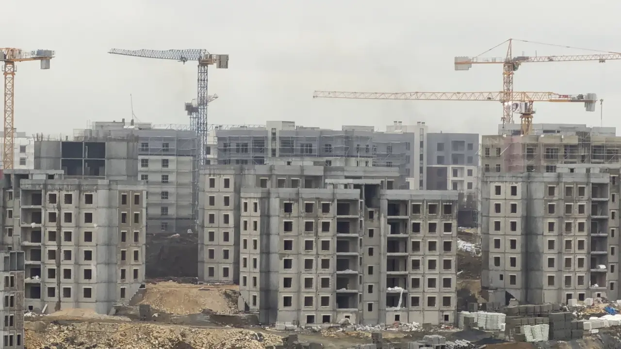 Arnavutköy’de inşaatta korkunç kaza! İşçi asansör boşluğuna düştü 3