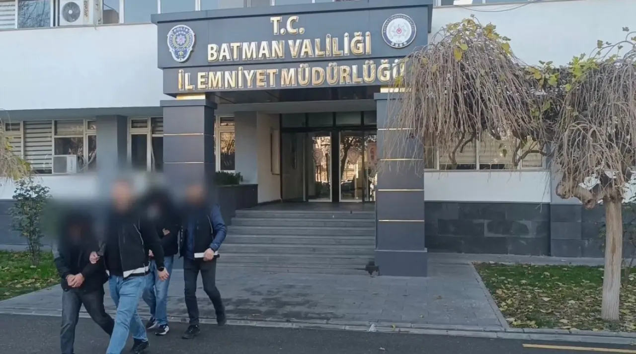 Şeytanın bile aklına gelmezdi: Ses sisteminden zehir fışkırdı! 5