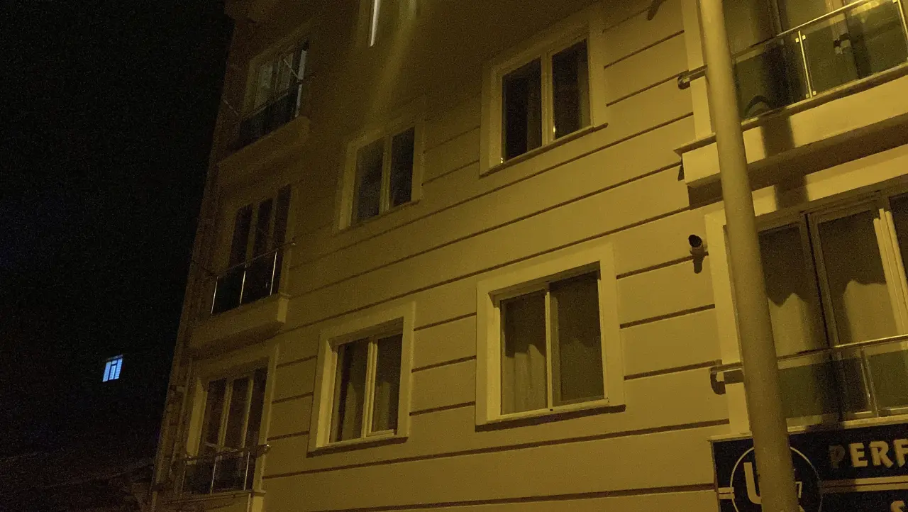 Burdur’da şüpheli ölüm! 55 yaşındaki adam merdivenlerde ölü bulundu 3