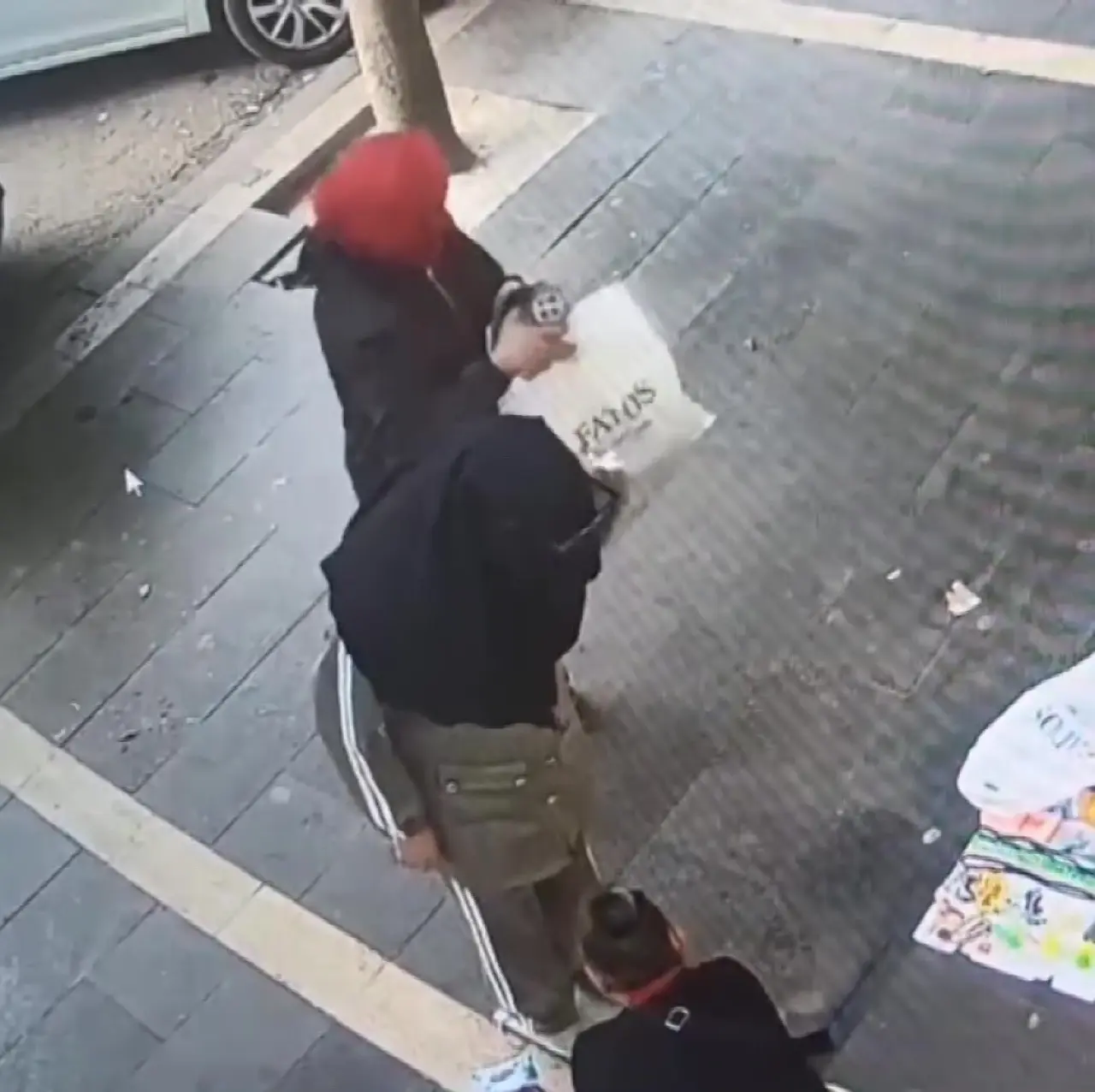 İki kadın 5 evi böyle soydu! 700 bin TL’lik soygun kameralara yansıdı 1