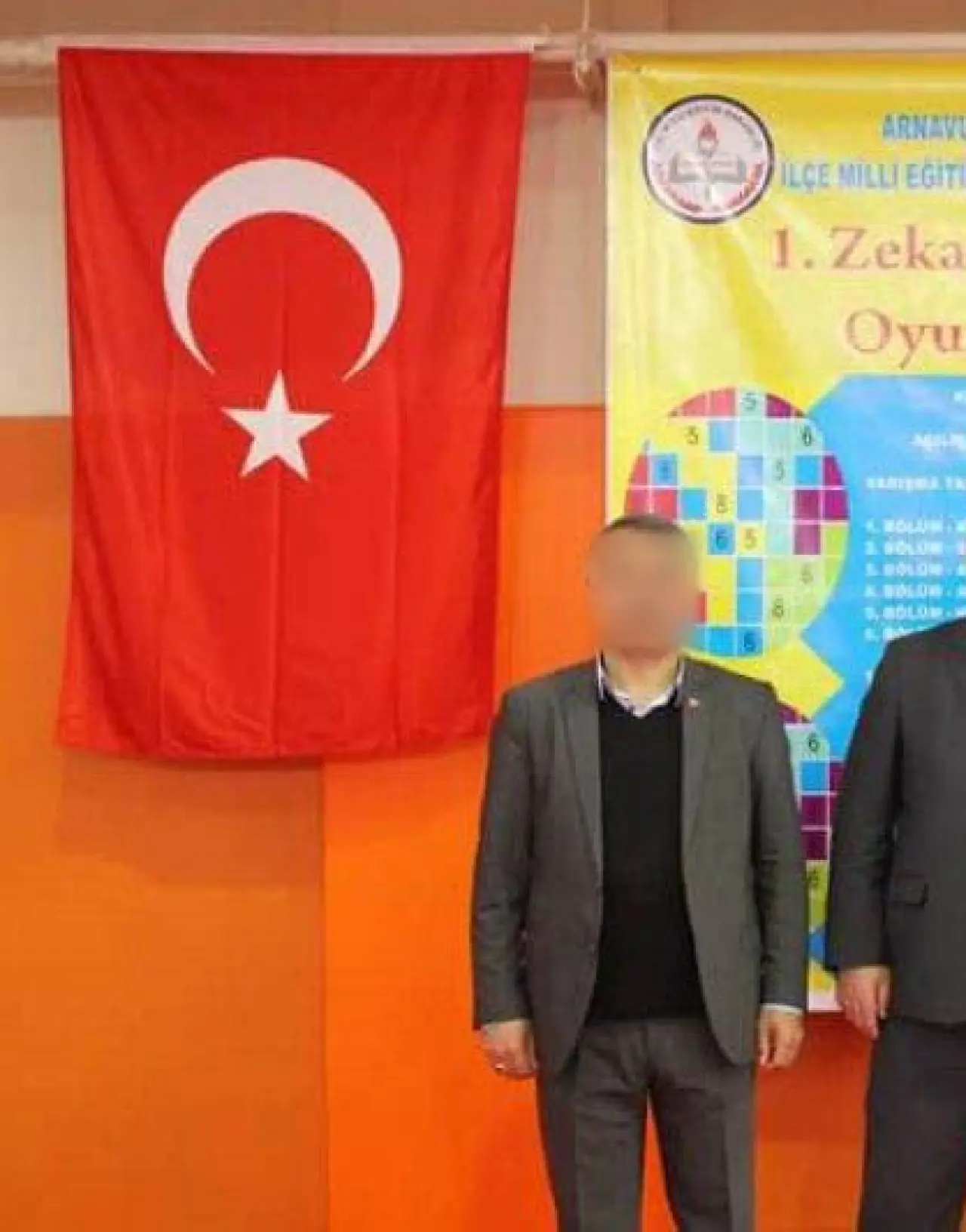 Okul müdürünü zehirleme girişimi! Tavuk yemeğine çamaşır suyu 2