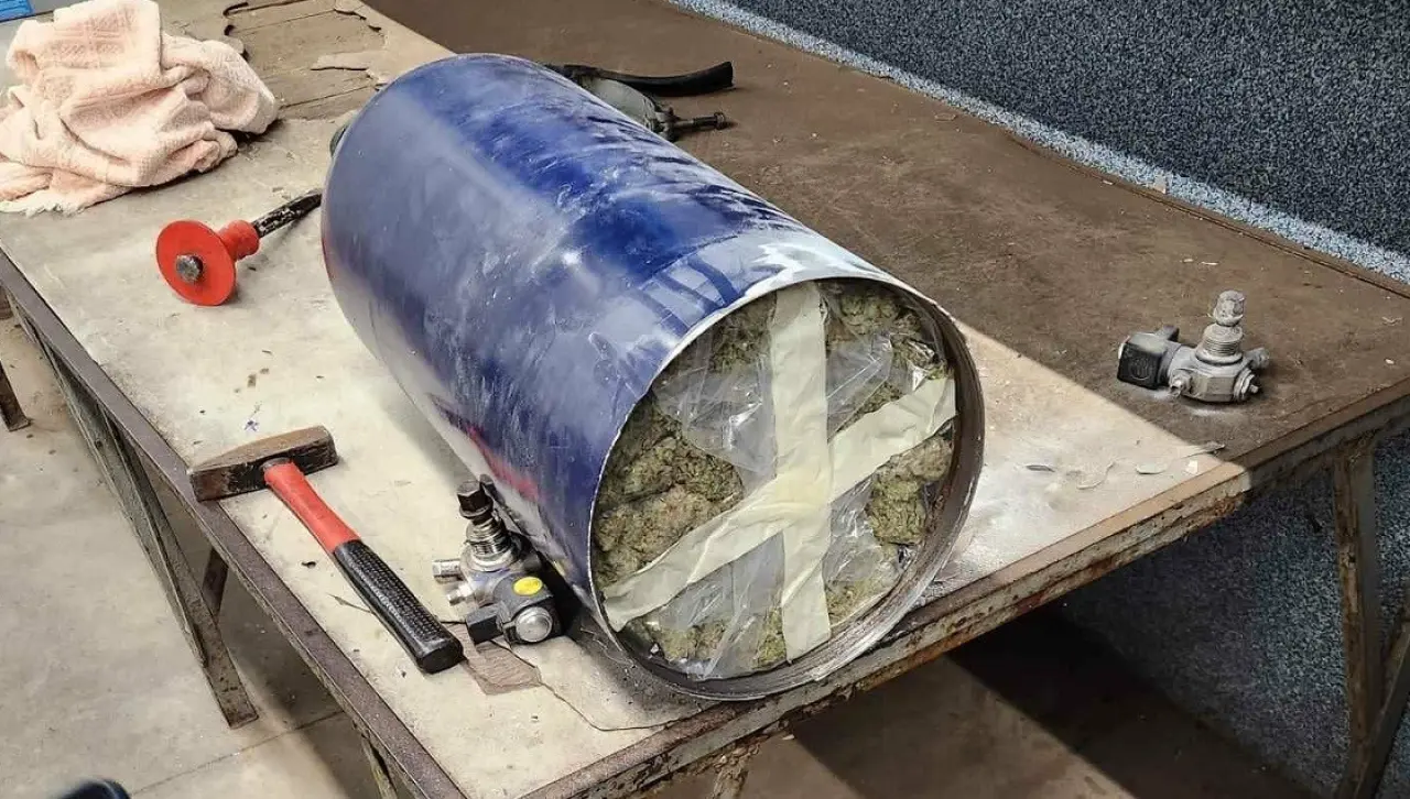 Gaz tüplerine gizlenmiş! 70 kilo esrar sınırda yakalandı 1