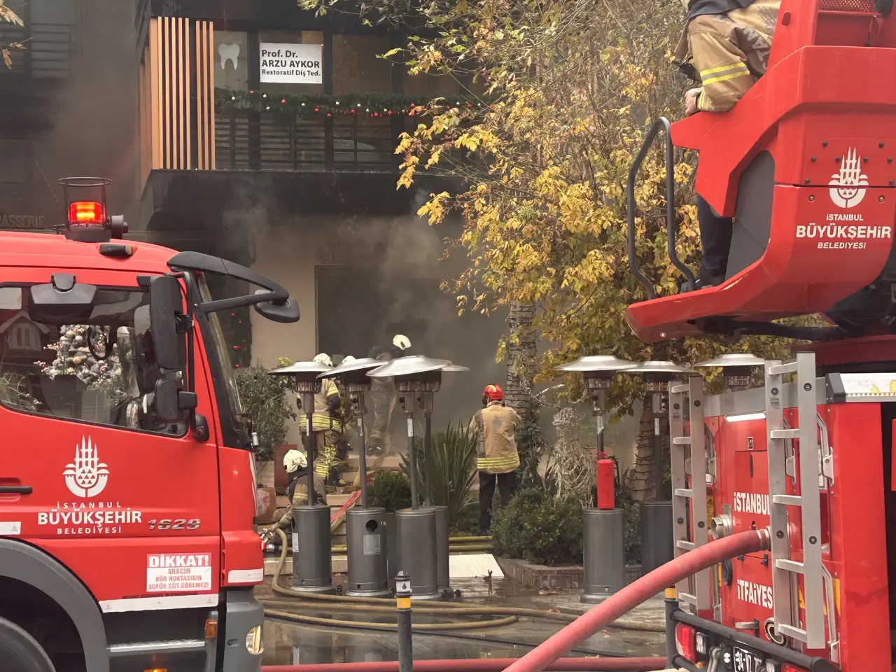 Caddede  Yangın Paniği 3