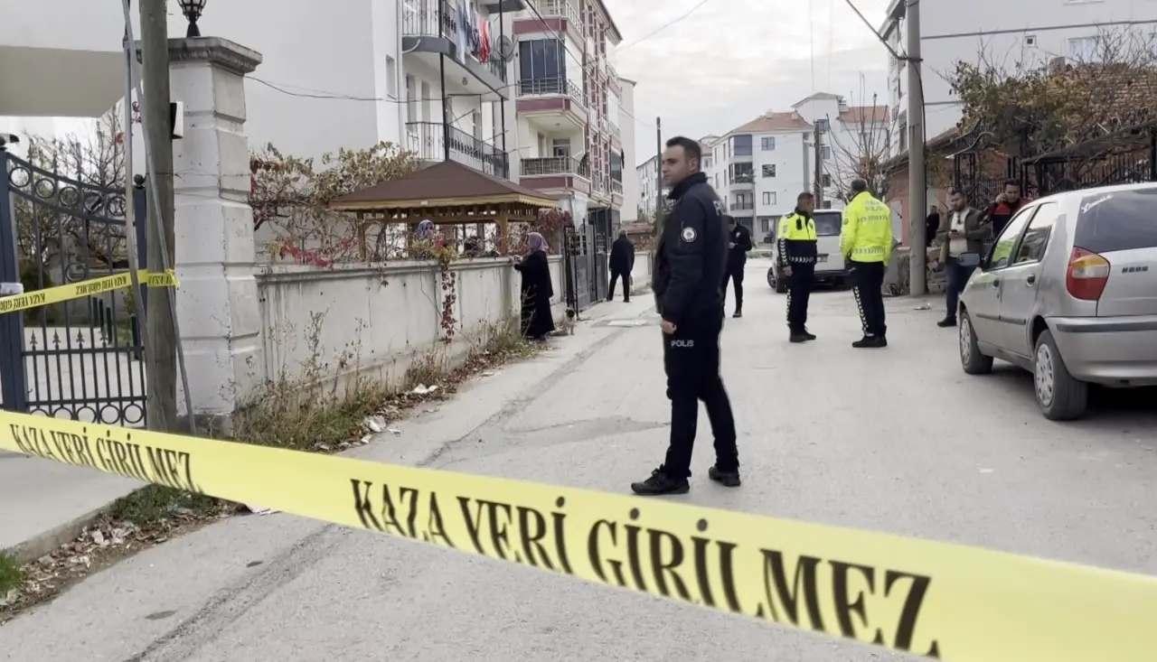 Aksaray’da aile kavgası sokağa taştı! Kayınpeder damadını ağır yaraladı 6