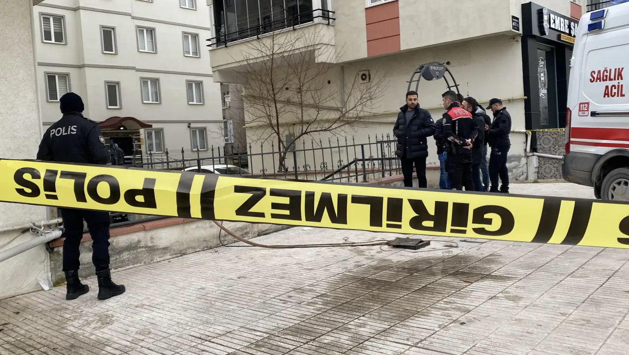 8. kattan düşen adam hayatını kaybetti! 3