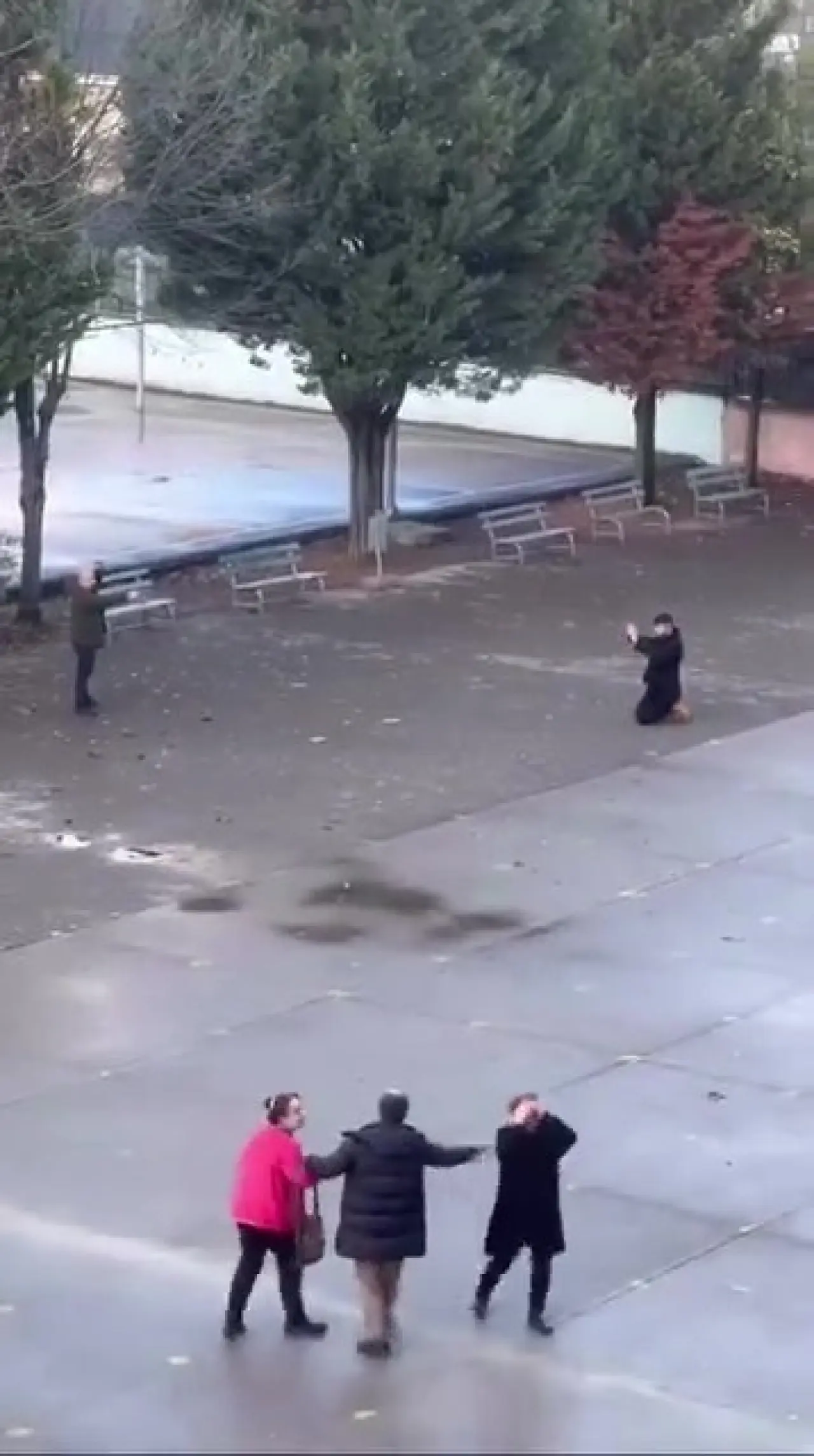 İzmit’te şok olay! Baba okul bahçesini savaş alanına çevirdi 2