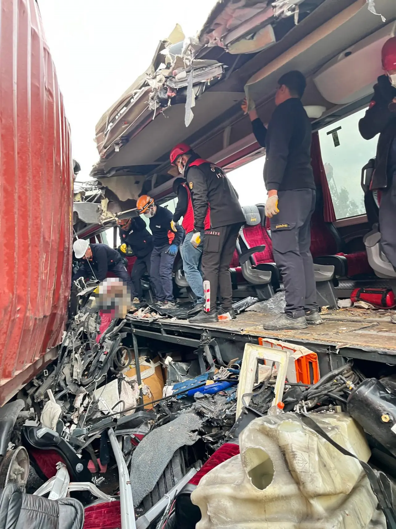 Osmaniye’de katliam gibi kaza! 6 ölü, 11 yaralı 1