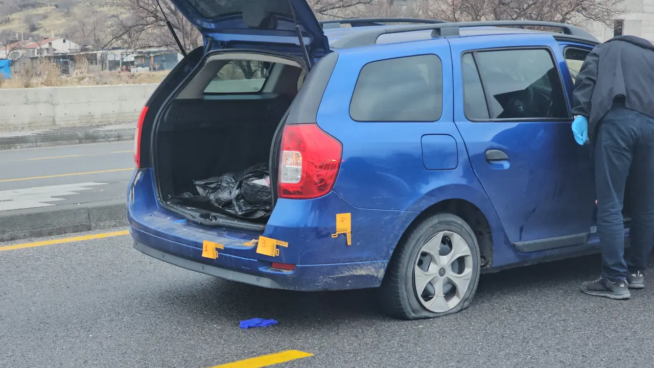 Kayseri’de nefes kesen kovalamaca! Ehliyetsiz sürücü 30 kilometre kaçtı 1