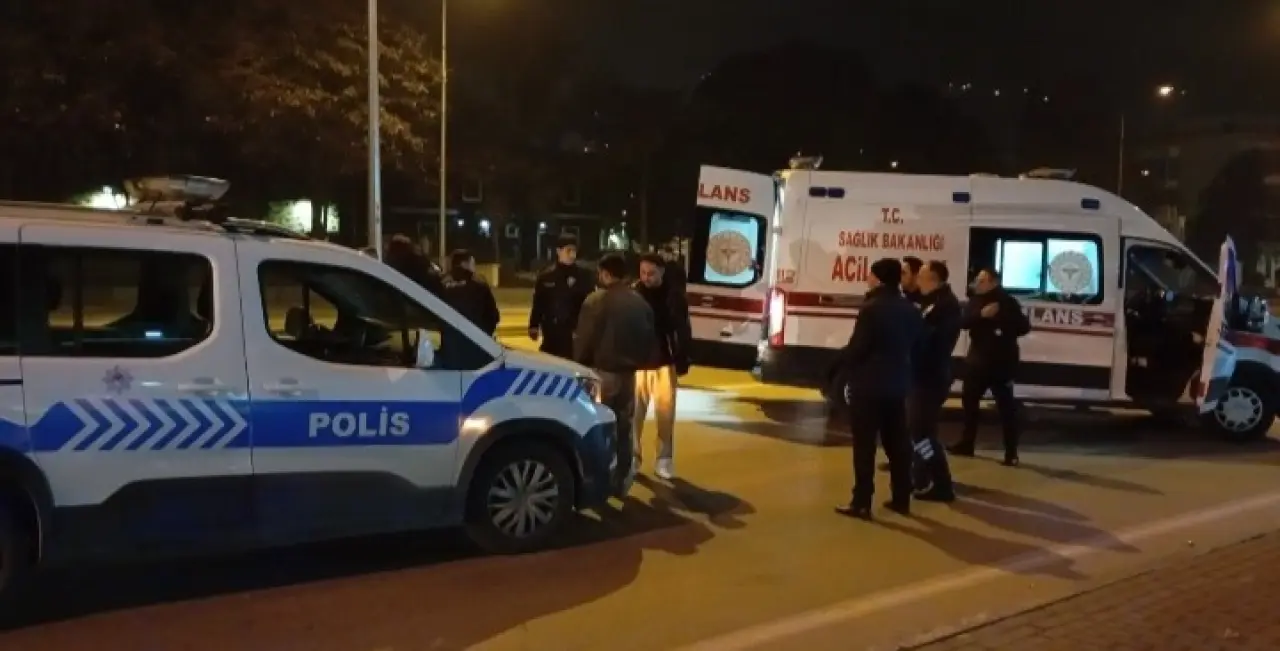 Bursa'da akılalmaz kaza! Üst geçidi kullanmadı, canından oluyordu 5