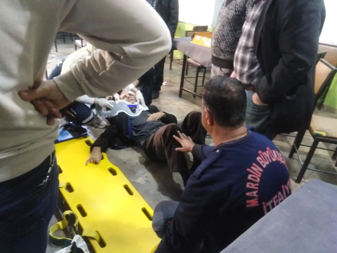 Mardin’de kıraathane faciası! Tavan müşterilerin üzerine çöktü 2