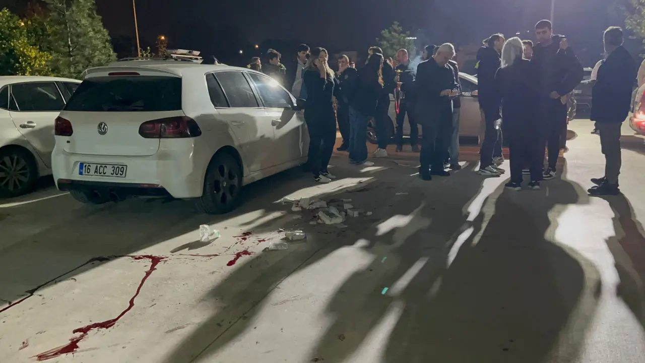 Bursa'da spor salonu adeta Teksas’a döndü: Koltuk ipi kavgası bıçaklı çatışmaya dönüştü 1