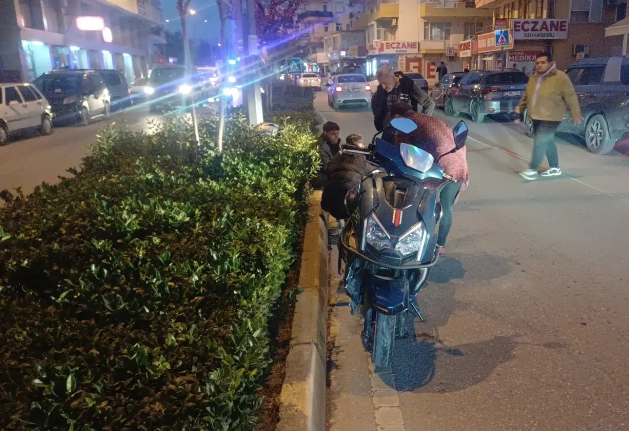 Antalya’da motosikletçi talihsizliği! Motoru yaptırmadan yeniden kaza yaptı 2