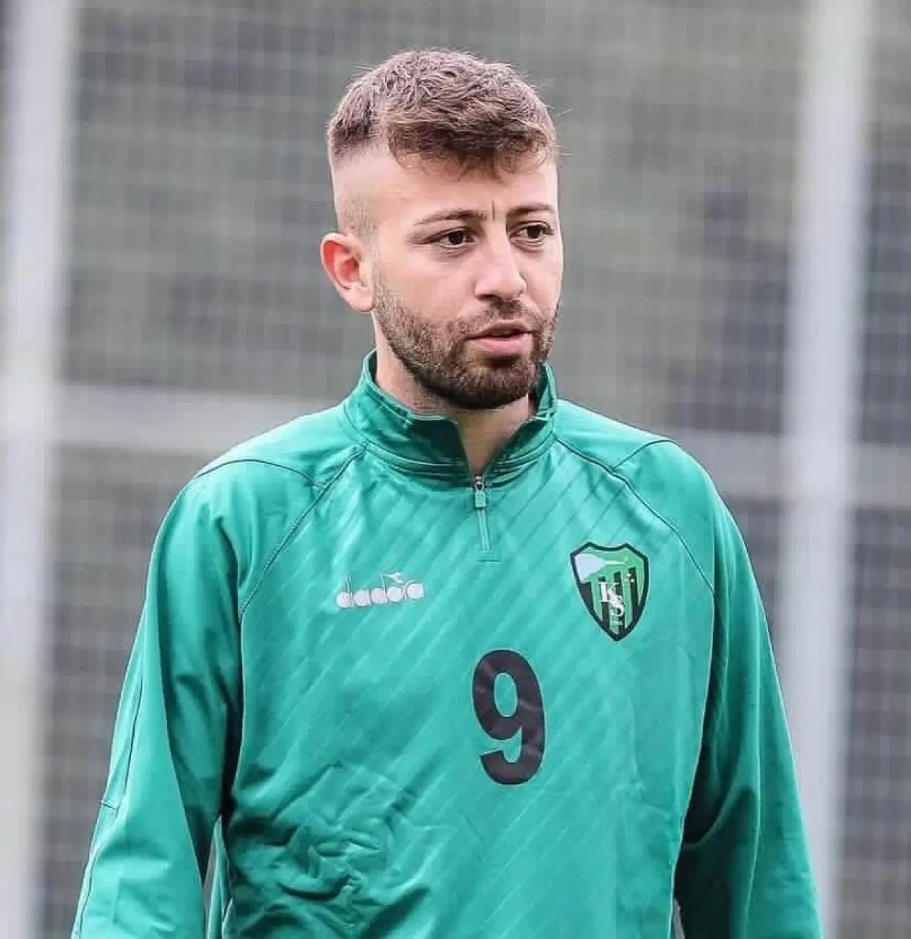 Kocaeli’de vurulan futbolcu 3 günlük yaşam savaşını kaybetti! 1