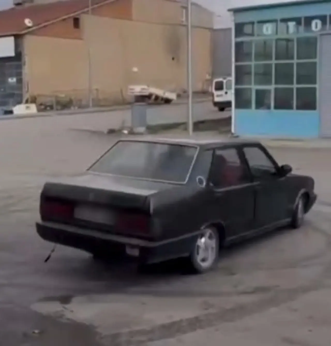 Kırşehir'de drift yapan sürücüye rekor ceza! Sosyal medya paylaşımı başına bela oldu 1