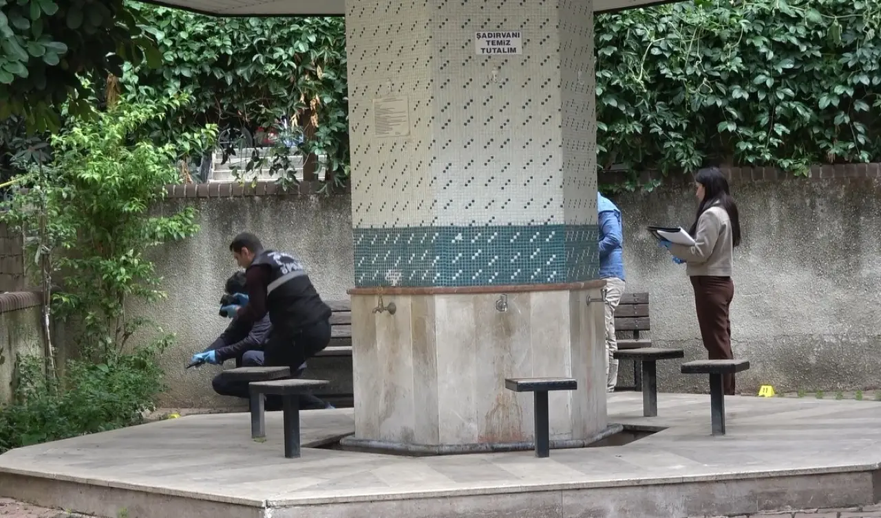 Alanya'da kan donduran olay! Dayı yeğenlerine peş peşe ateş etti 2