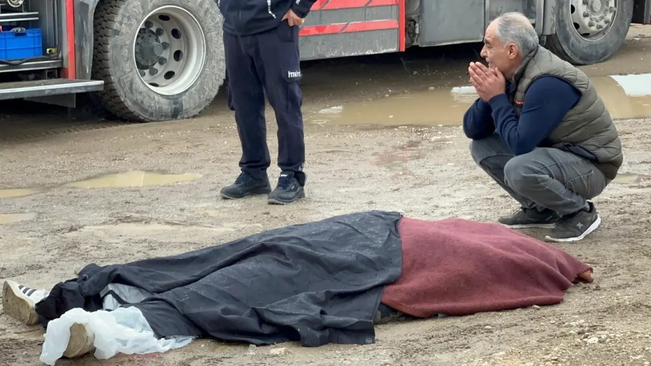 18 yaşındaki genç traktör altında can verdi 1