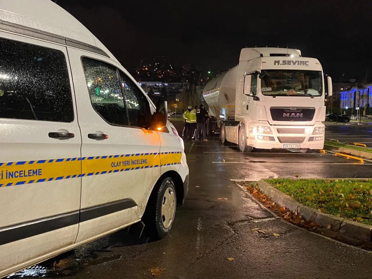 D-100’de korkunç gece! Tır sürücüsünden dikkat çeken savunma 3