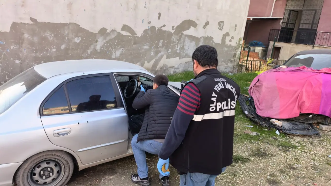 İnegöl'de şok olay! Emanet aracını kurşunlanmış halde buldu 2