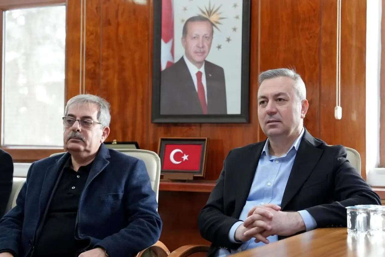 TÜRASAŞ Sivas’ta Tarihle Buluşma: Başkan Uzun Müzeyi Ziyaret Etti 2