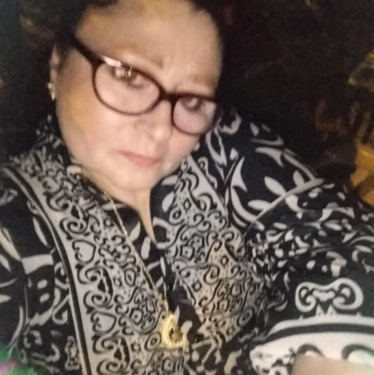 İzmir'de feci kaza! İşten çıkıp eve giden kadına otomobilin çarptı 1