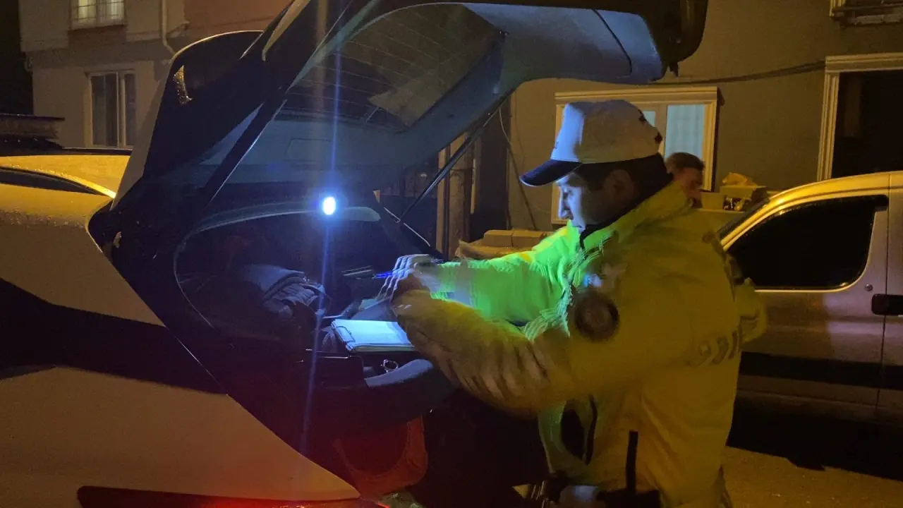 Polisten kaçtı, duvara tosladı: 40 bin TL ceza yedi! 2