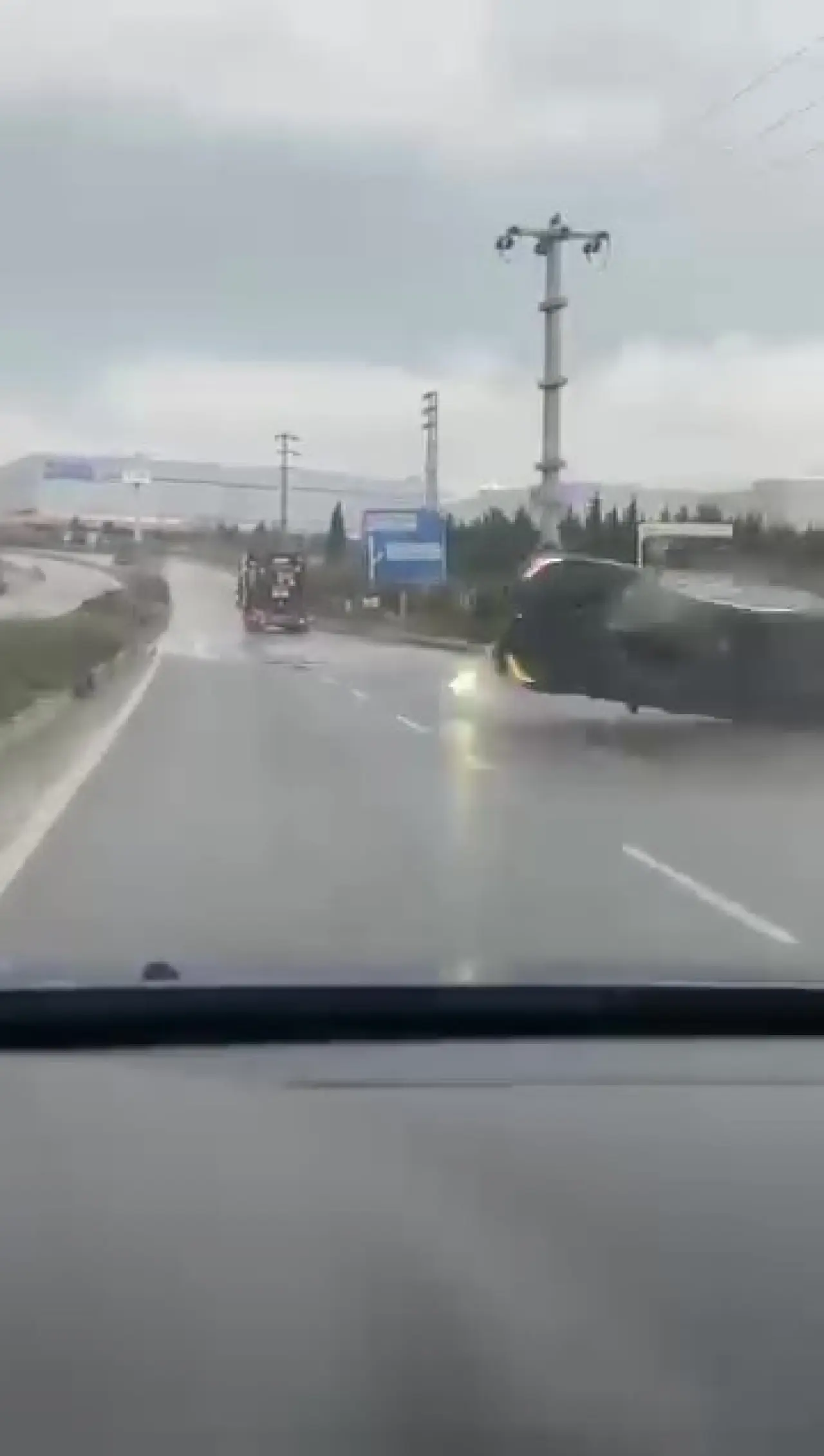 Kocaeli’de tehlikeli şov pahalıya patladı! 5