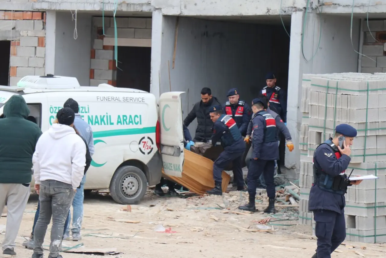 İnşaatta feci ölüm! 5. kattan düşen işçi hayatını kaybetti 1