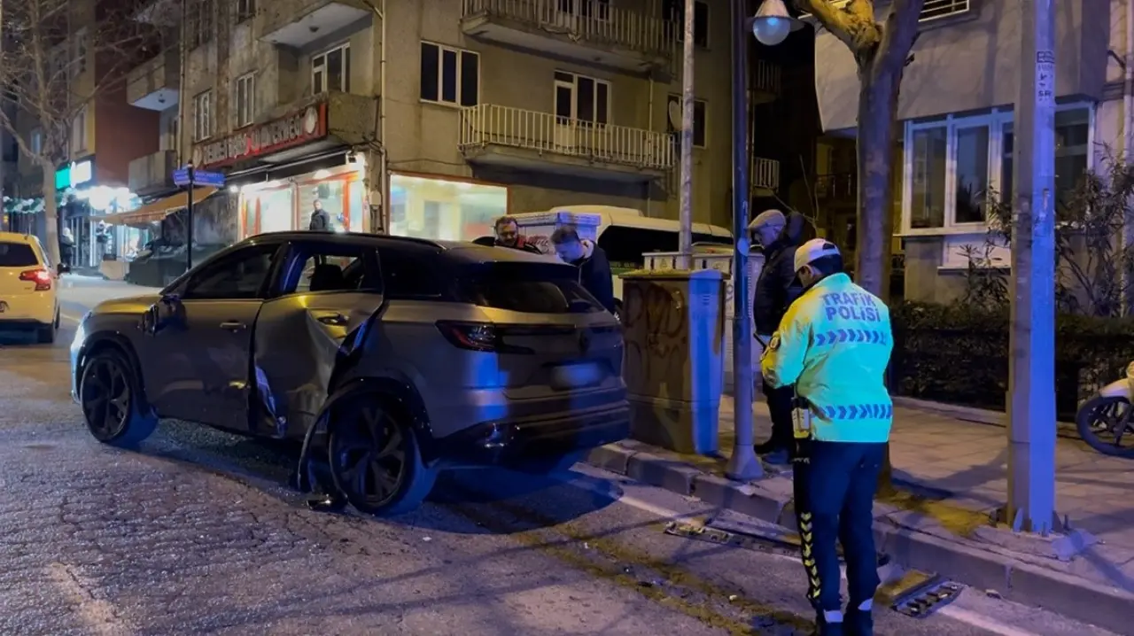 Kazaya karıştı, 'Eşimle kavga ettim' deyip kaçtı! Aracı ise başkası tarafından kaçırıldı 3