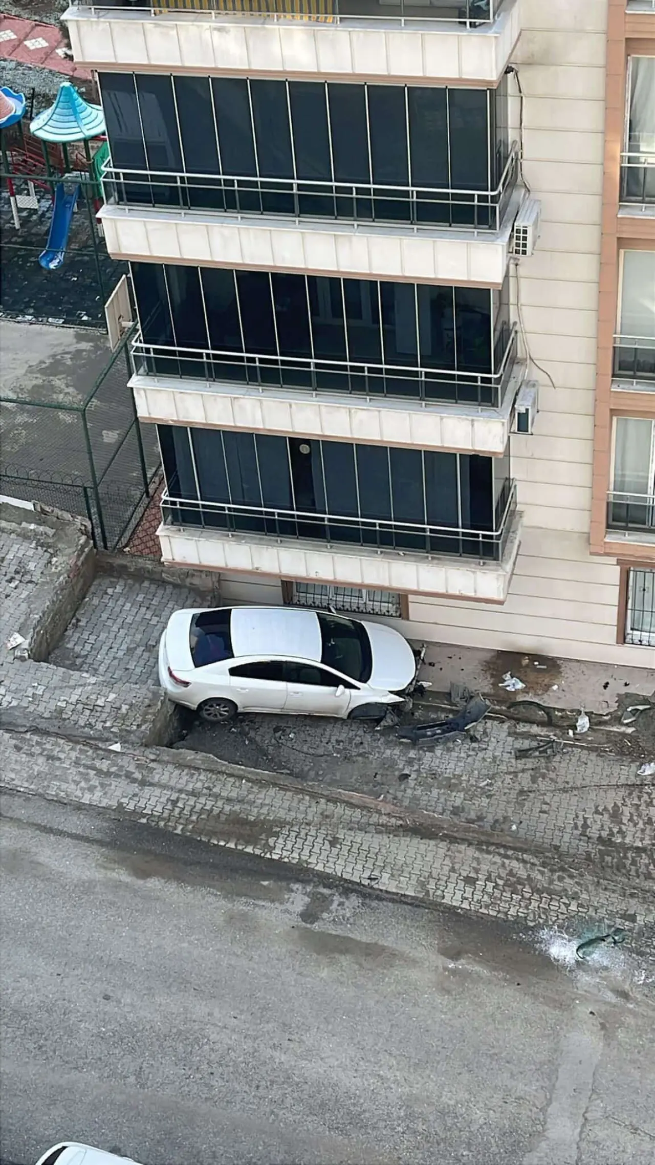 Batman’da freni boşalan tanker dehşet saçtı! 8 araç hurda oldu 2