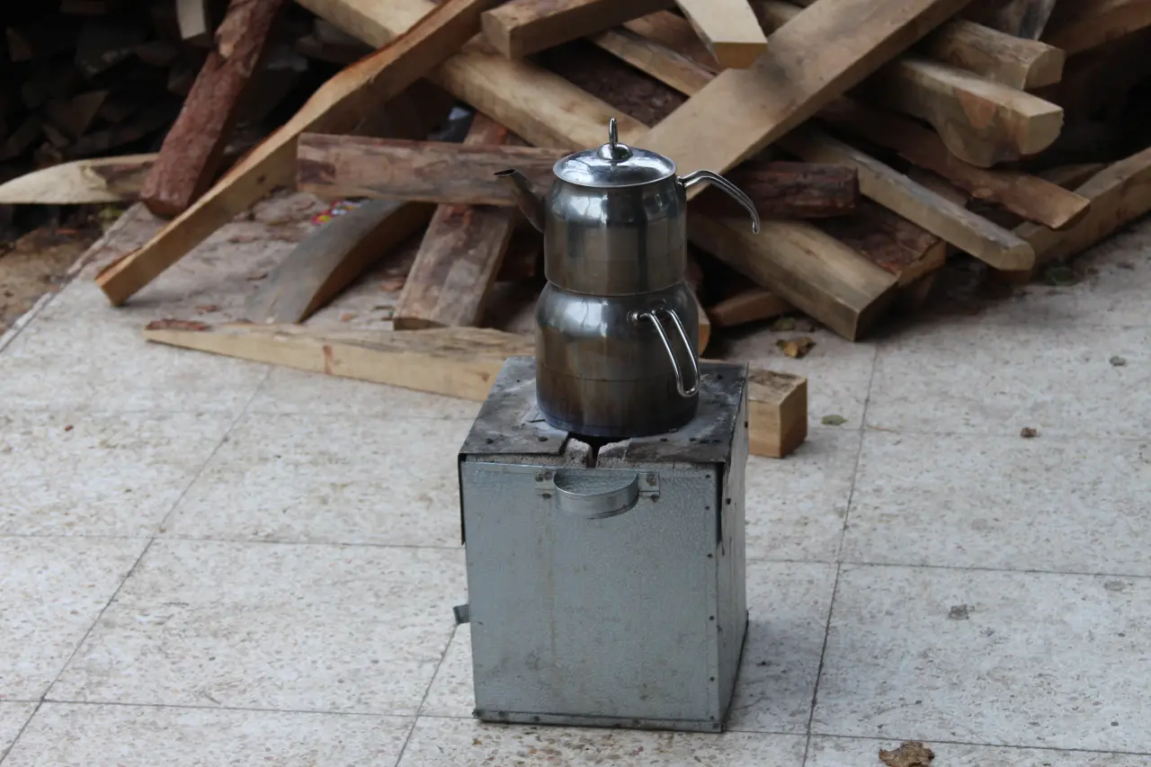 Çay demleyecekti, kendini yaktı: 'Yanmışım ama stres yok' diyen ustanın şoke eden anları 5