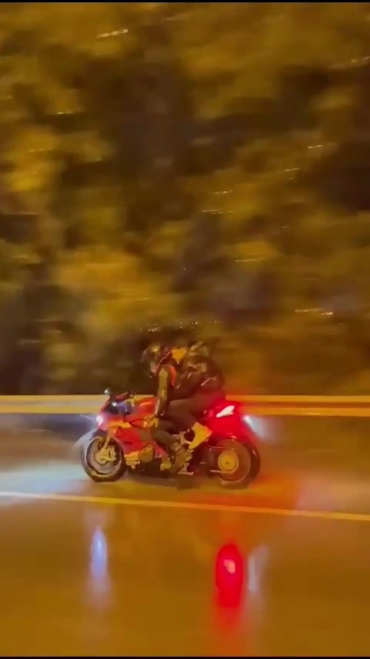 Manavgat'ta yürek burkan kaza: Kaskını sevdiğine verdi, canından oldu! 9