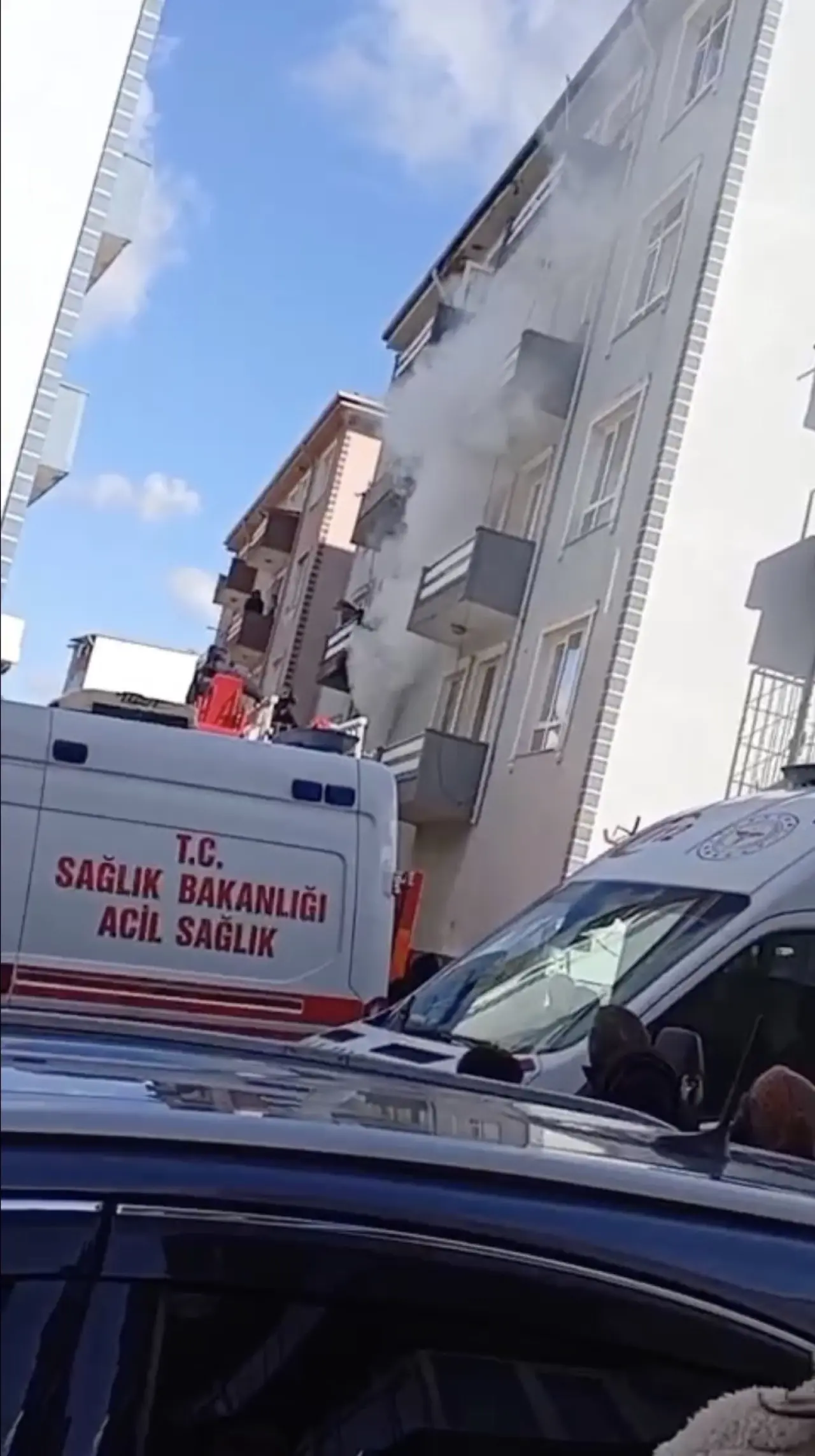 Evde mahsur kaldı, alevlerden kurtulamadı! Yatalak adam kedisiyle birlikte can verdi 6