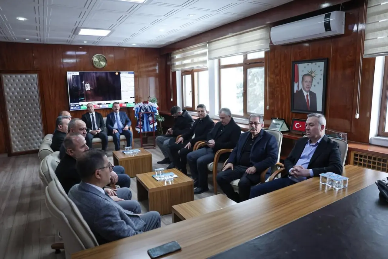 TÜRASAŞ Sivas’ta Tarihle Buluşma: Başkan Uzun Müzeyi Ziyaret Etti 3