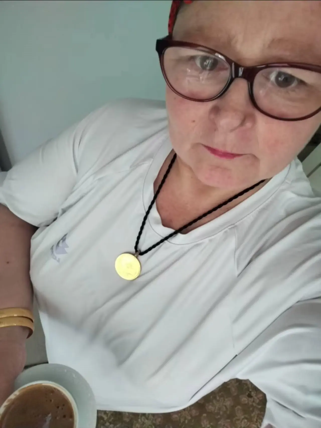 İzmir'de feci kaza! İşten çıkıp eve giden kadına otomobilin çarptı 3