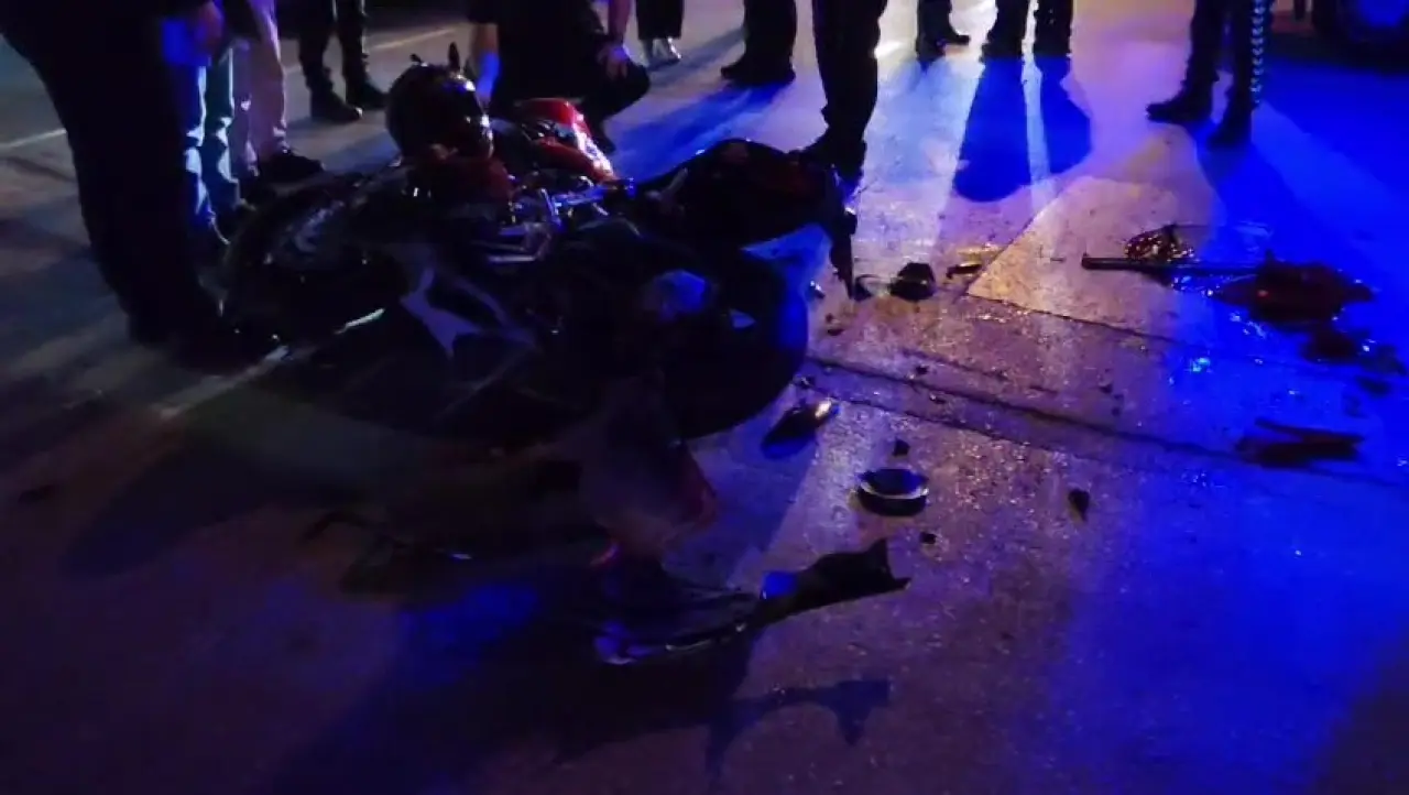 Manavgat'ta yürek burkan kaza: Kaskını sevdiğine verdi, canından oldu! 2